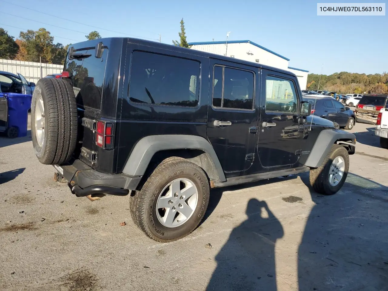 1C4HJWEG7DL563110 2013 Jeep Wrangler Unlimited Sahara