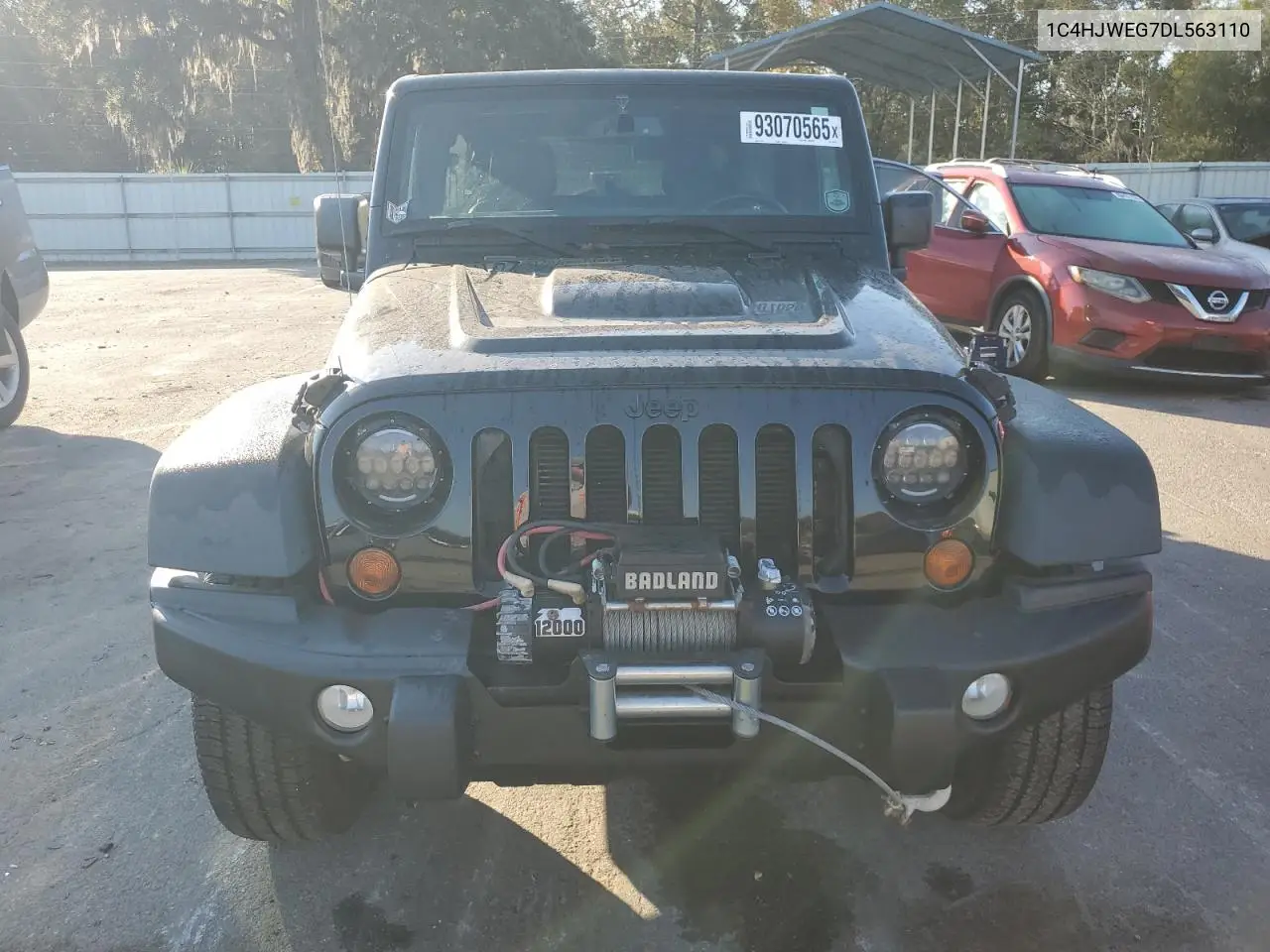 1C4HJWEG7DL563110 2013 Jeep Wrangler Unlimited Sahara