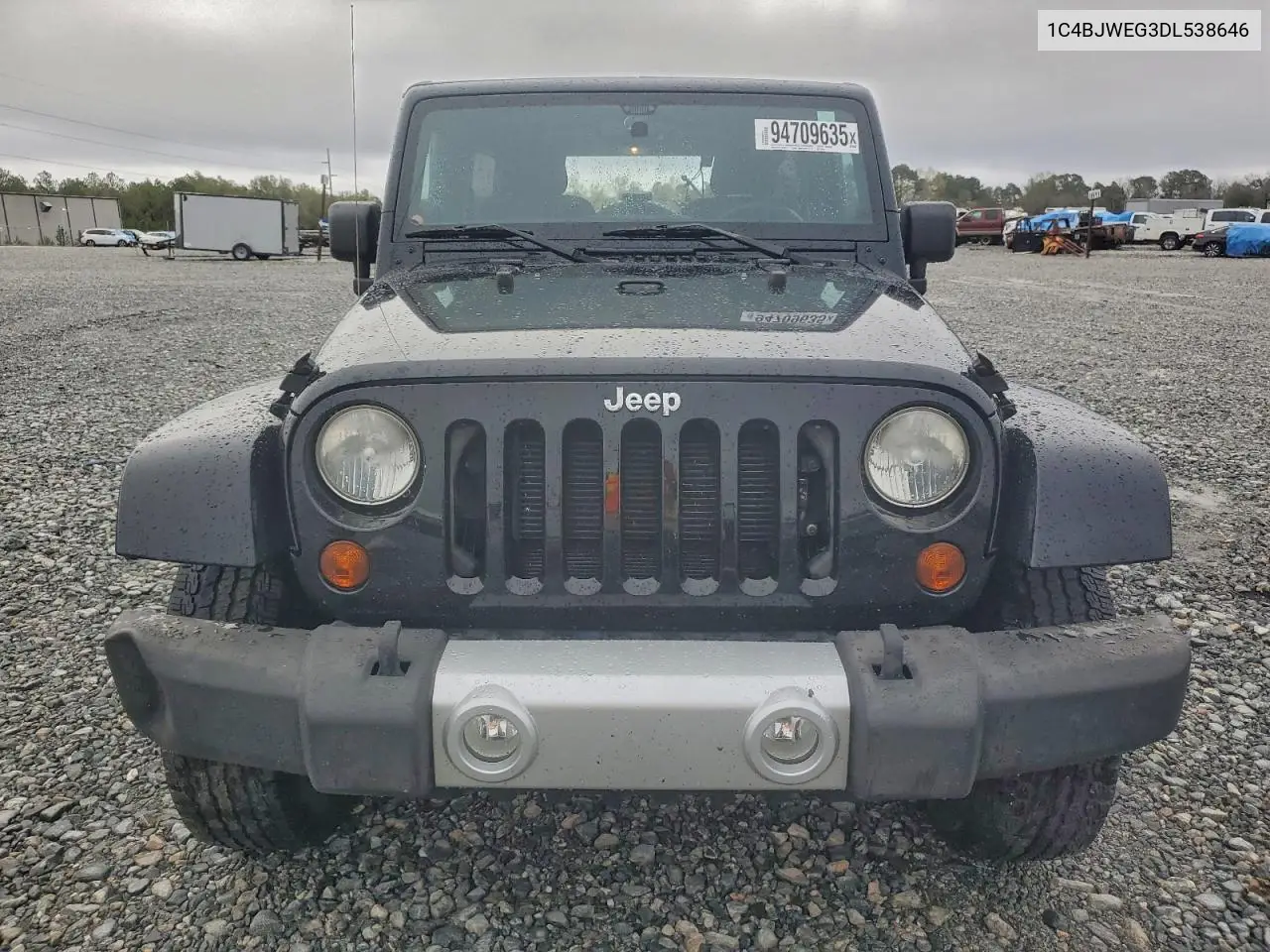 1C4BJWEG3DL538646 2013 Jeep Wrangler Unlimited Sahara