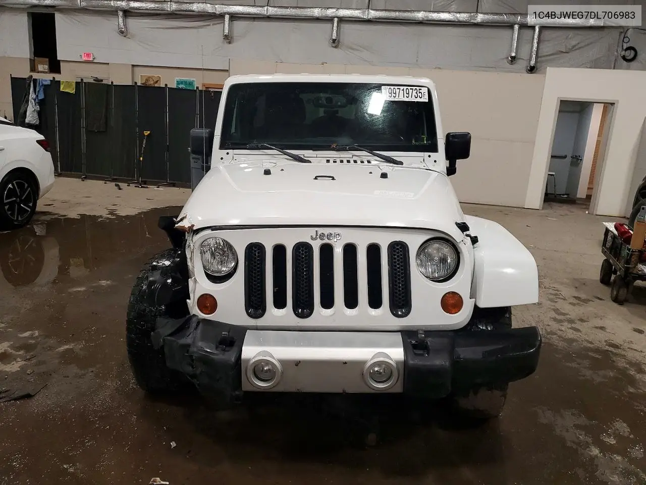1C4BJWEG7DL706983 2013 Jeep Wrangler Unlimited Sahara