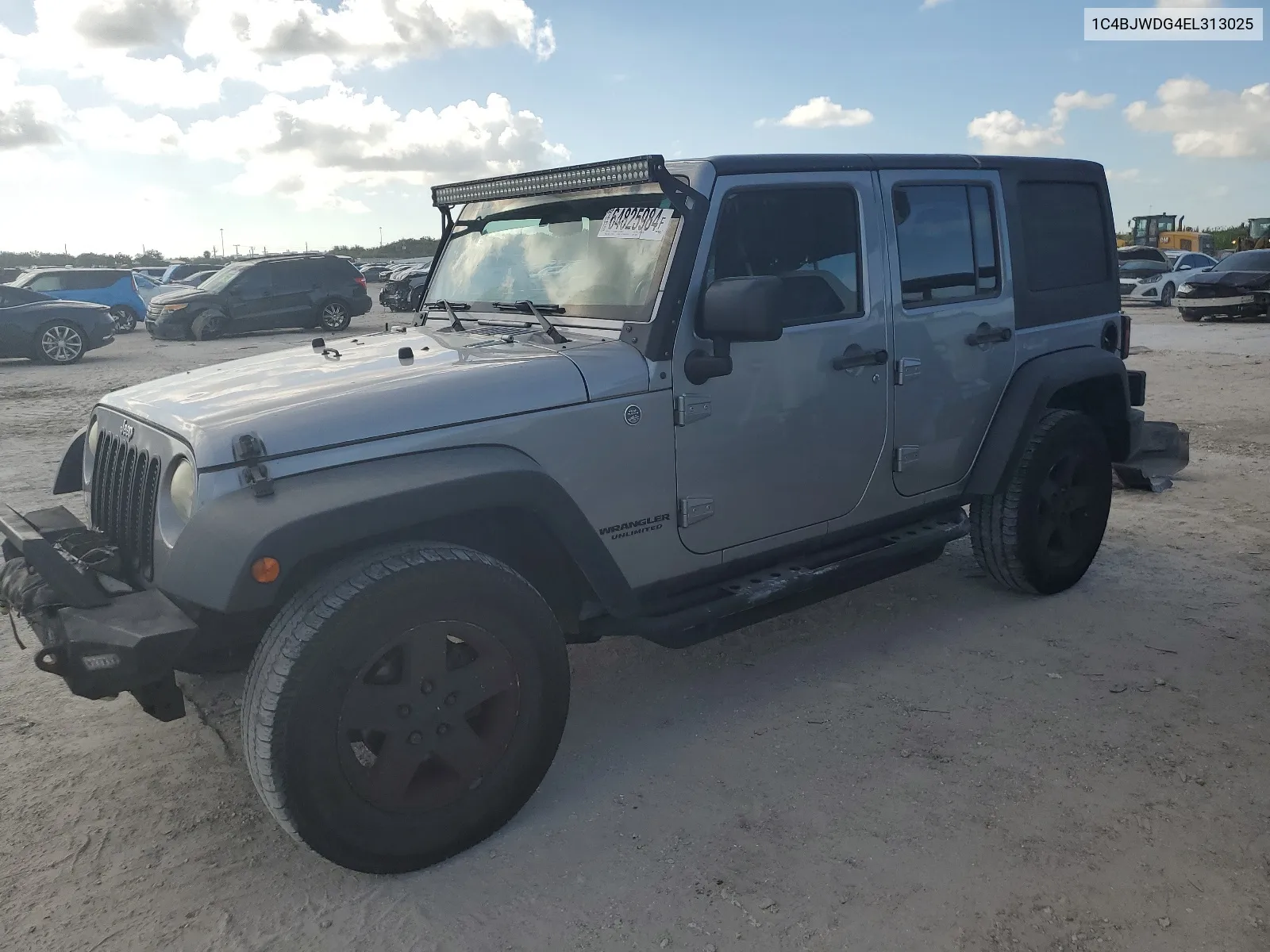 2014 Jeep Wrangler Unlimited Sport VIN: 1C4BJWDG4EL313025 Lot: 64825984