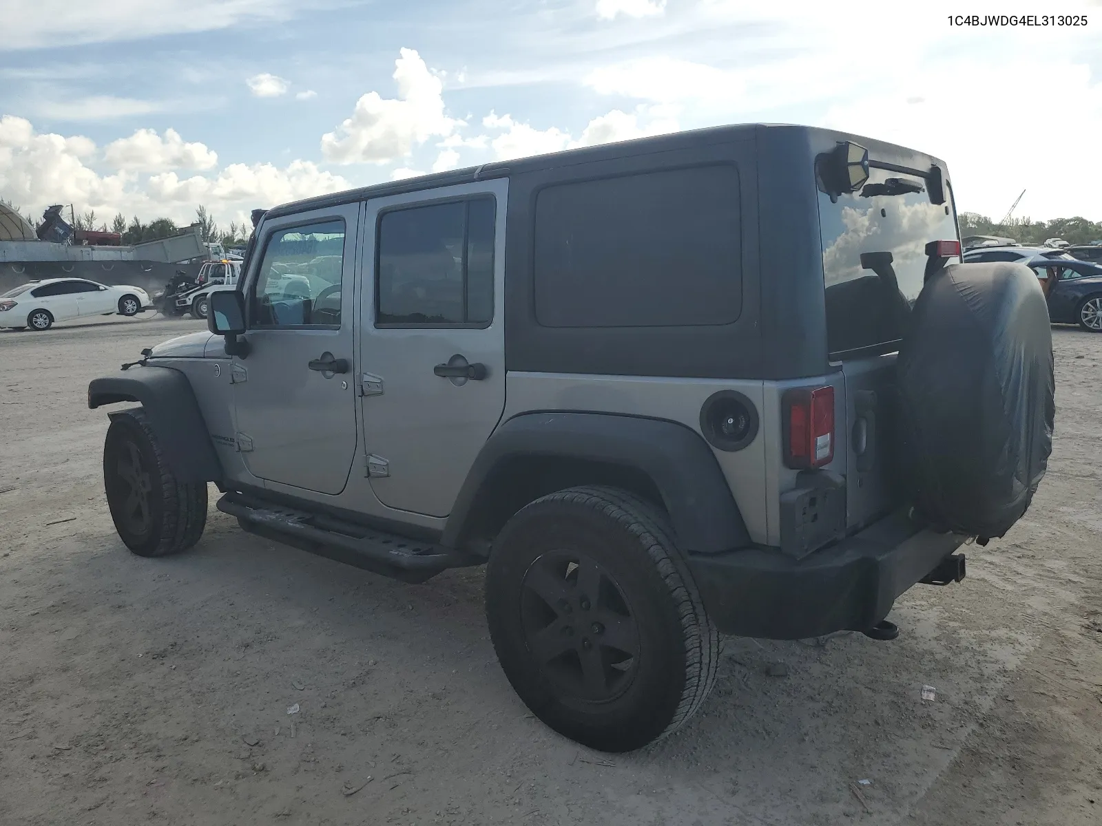 2014 Jeep Wrangler Unlimited Sport VIN: 1C4BJWDG4EL313025 Lot: 64825984