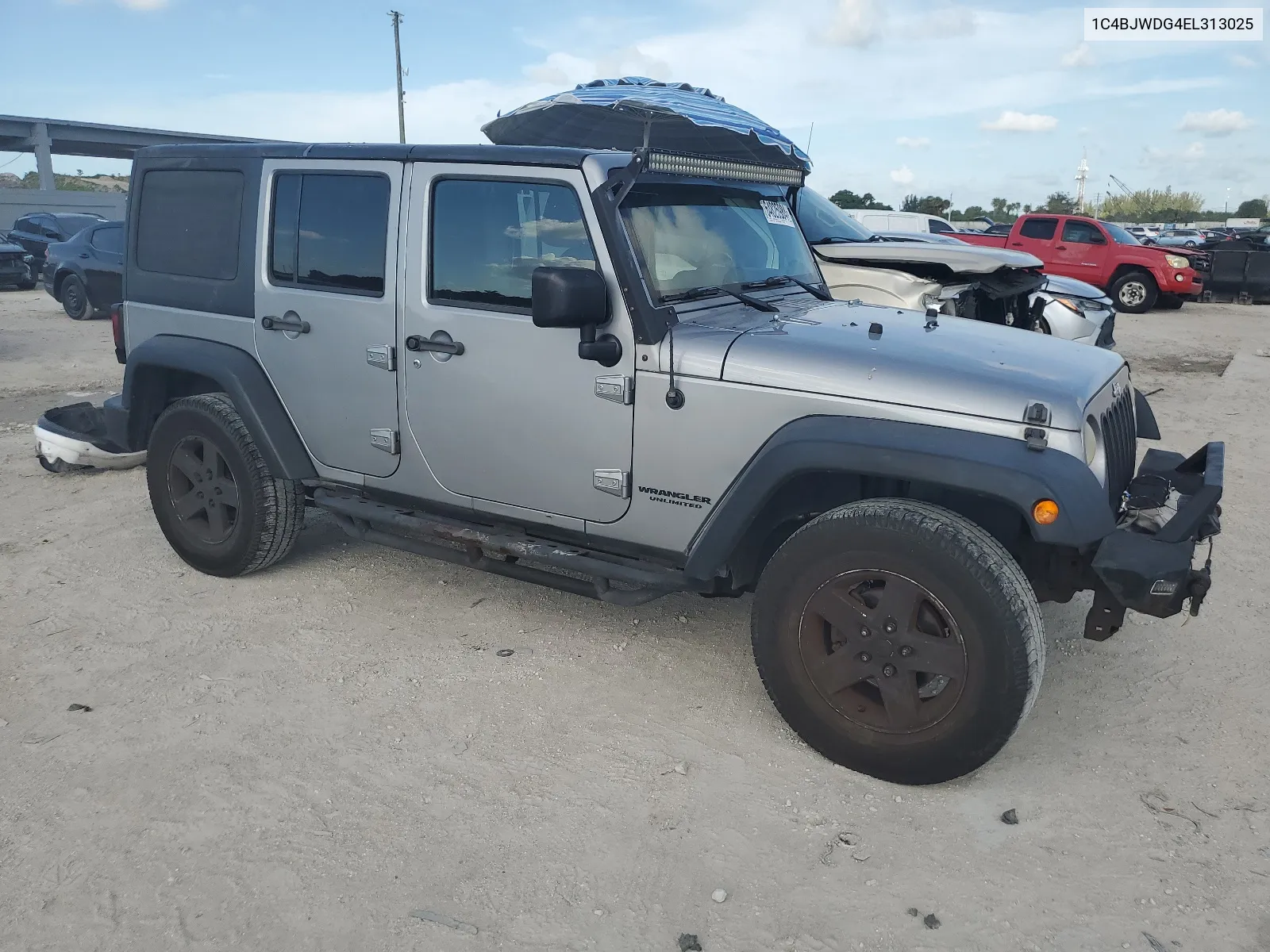 2014 Jeep Wrangler Unlimited Sport VIN: 1C4BJWDG4EL313025 Lot: 64825984