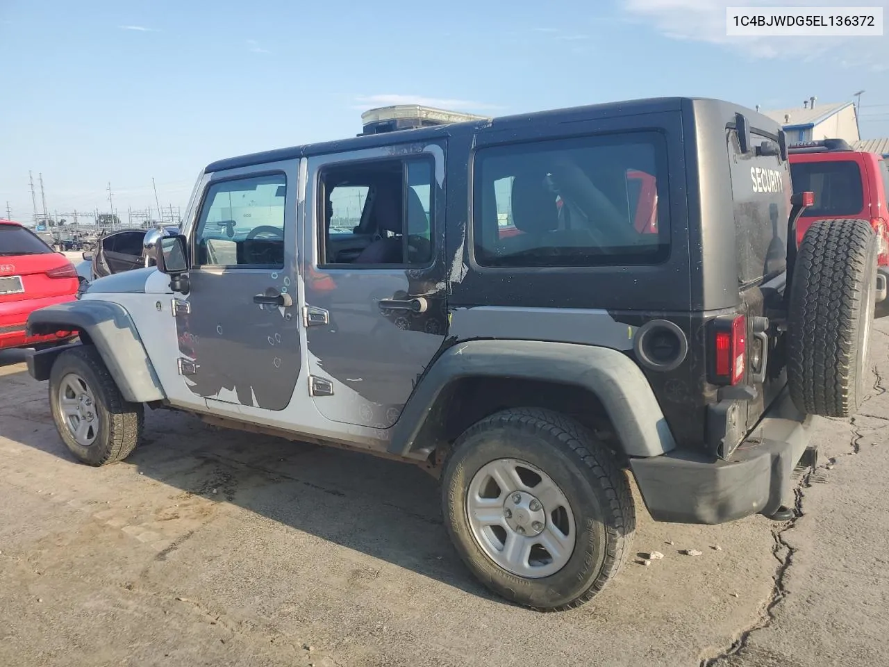 2014 Jeep Wrangler Unlimited Sport VIN: 1C4BJWDG5EL136372 Lot: 68320684