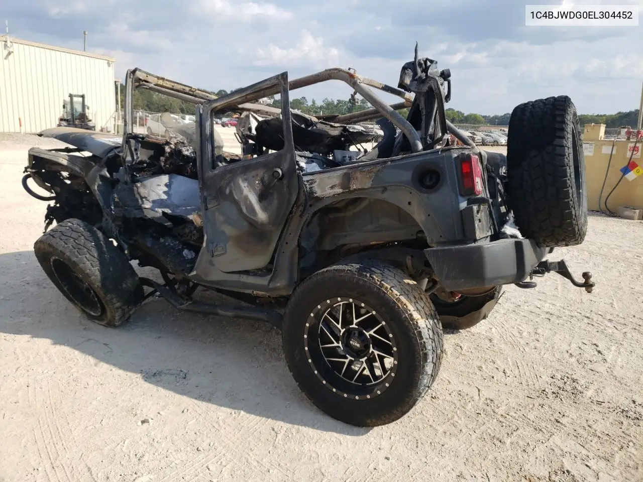 1C4BJWDG0EL304452 2014 Jeep Wrangler Unlimited Sport