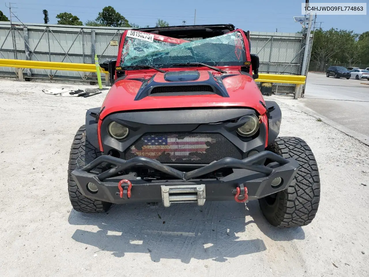 1C4HJWDG9FL774863 2015 Jeep Wrangler Unlimited Sport