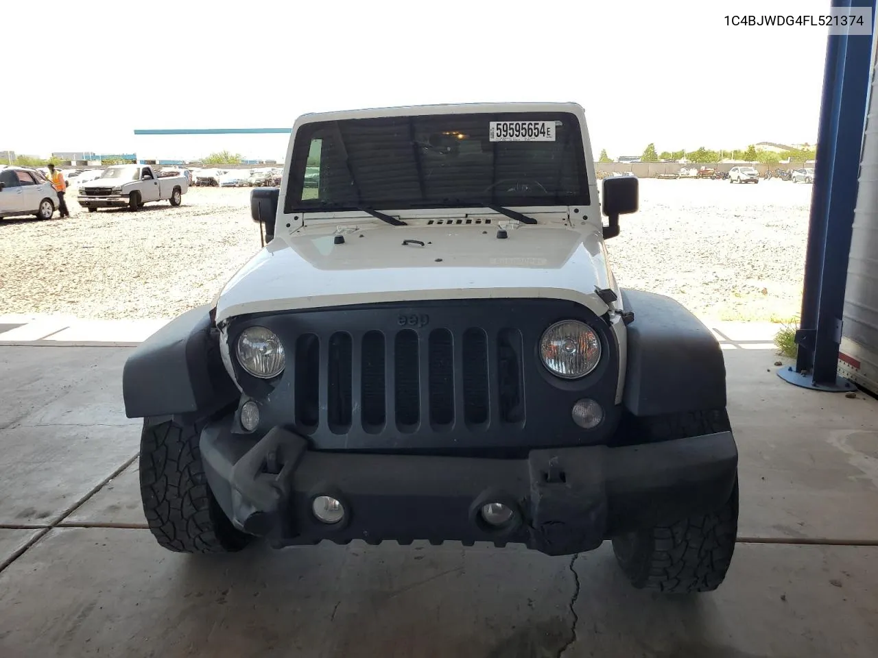 1C4BJWDG4FL521374 2015 Jeep Wrangler Unlimited Sport