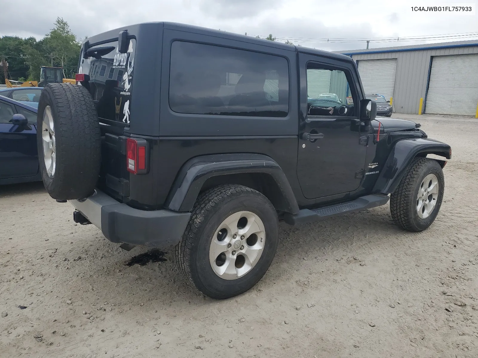 1C4AJWBG1FL757933 2015 Jeep Wrangler Sahara