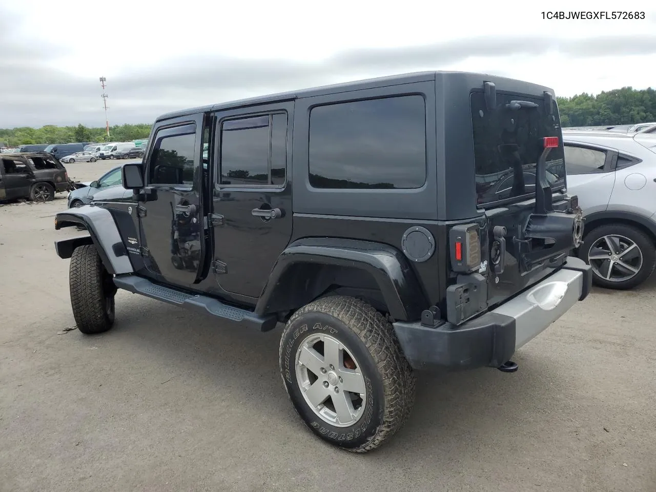 2015 Jeep Wrangler Unlimited Sahara VIN: 1C4BJWEGXFL572683 Lot: 65688464