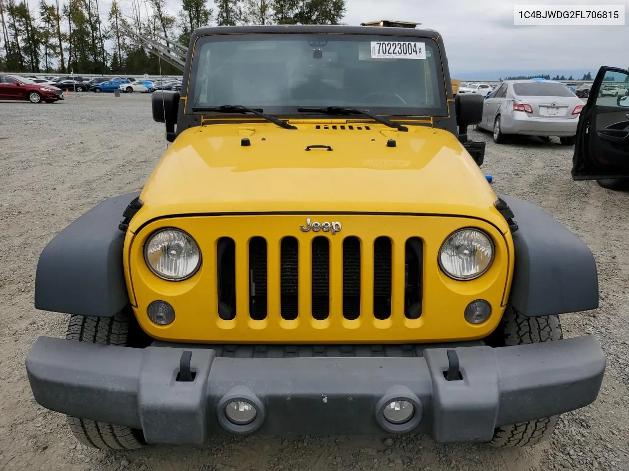 1C4BJWDG2FL706815 2015 Jeep Wrangler Unlimited Sport