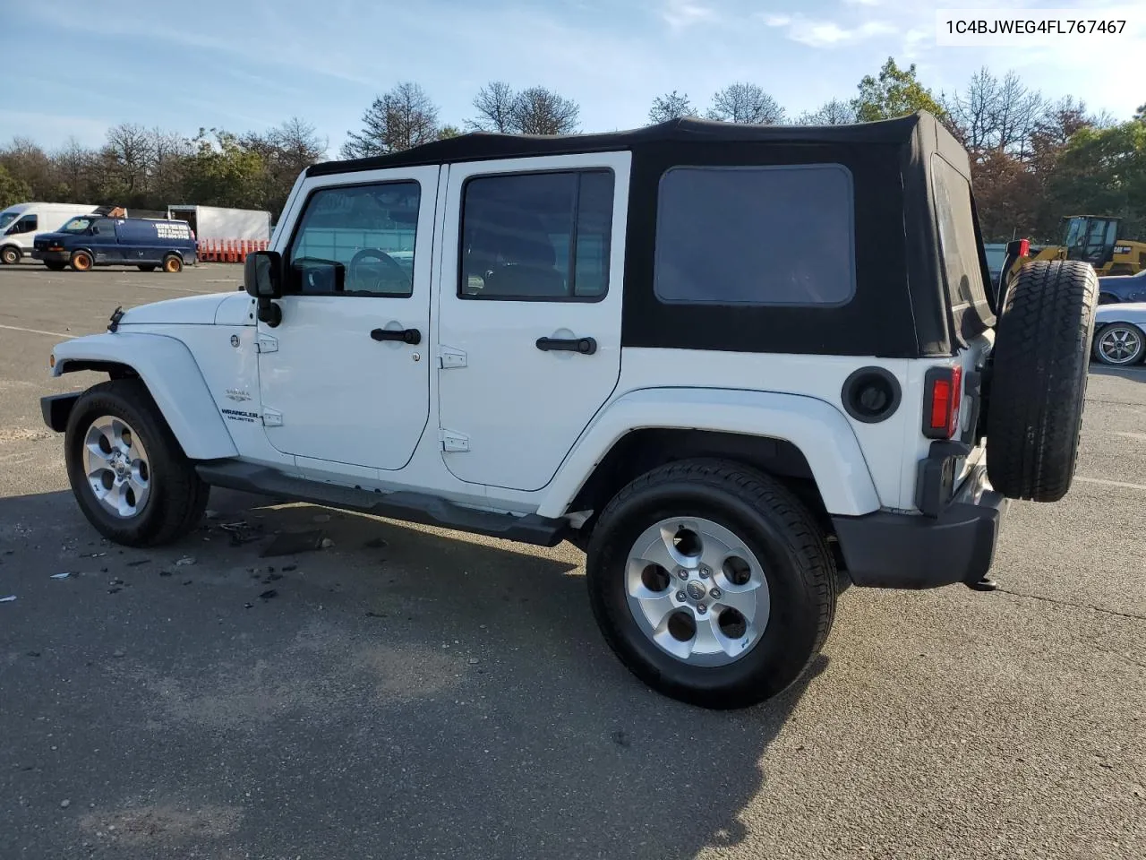 1C4BJWEG4FL767467 2015 Jeep Wrangler Unlimited Sahara