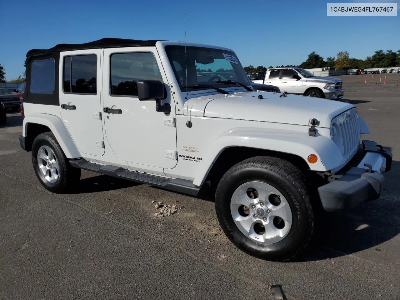 1C4BJWEG4FL767467 2015 Jeep Wrangler Unlimited Sahara