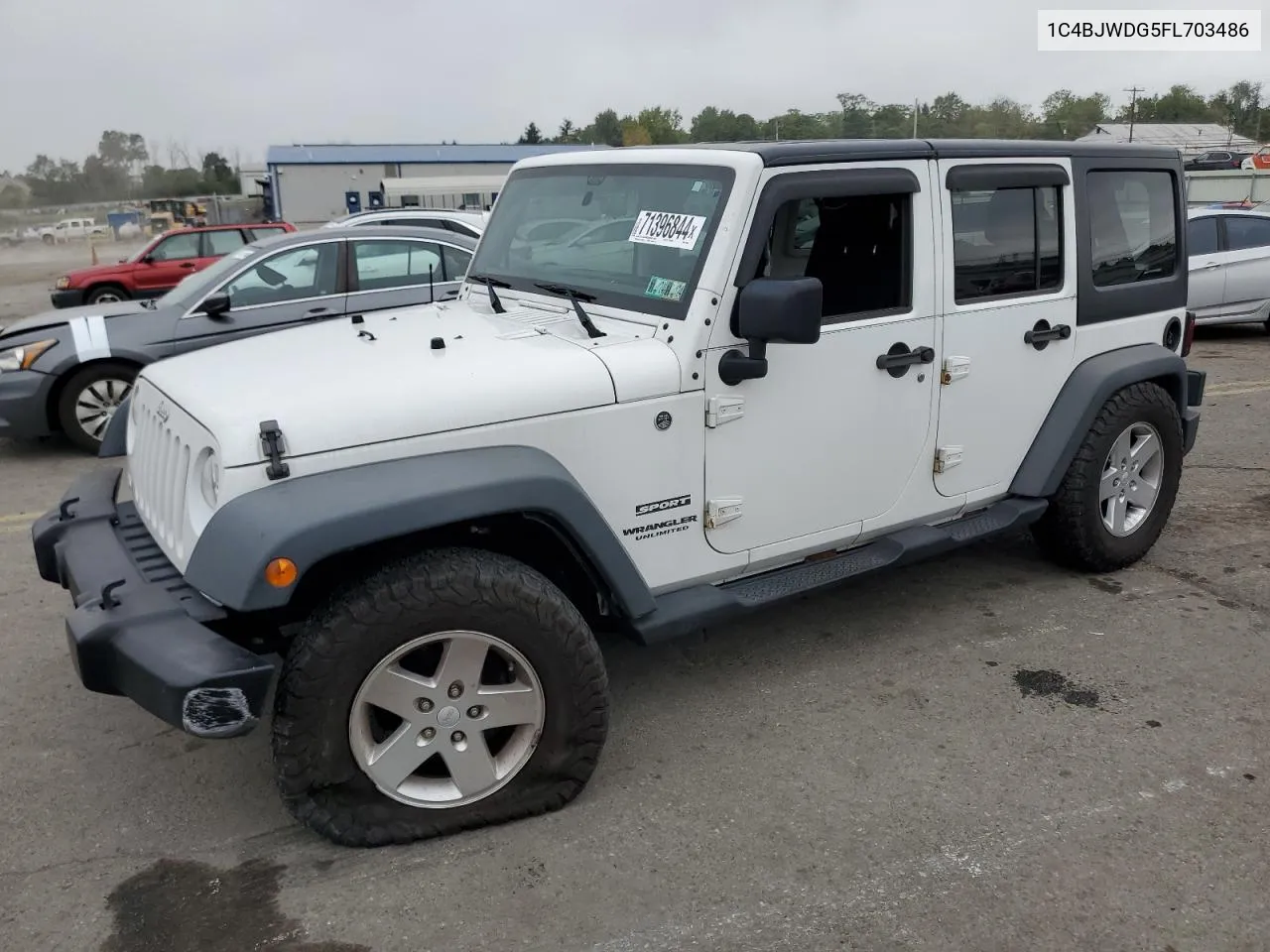 1C4BJWDG5FL703486 2015 Jeep Wrangler Unlimited Sport