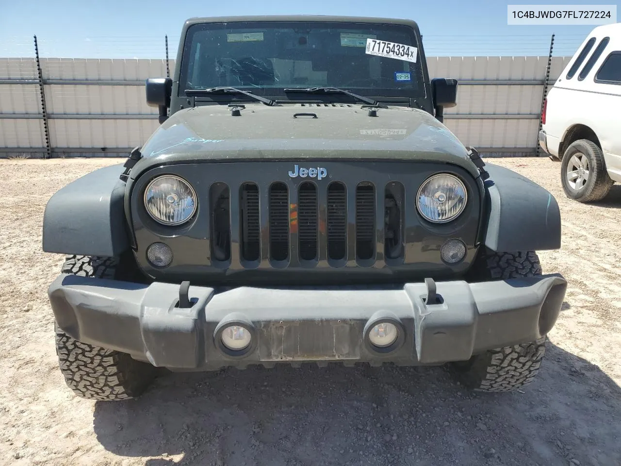 1C4BJWDG7FL727224 2015 Jeep Wrangler Unlimited Sport