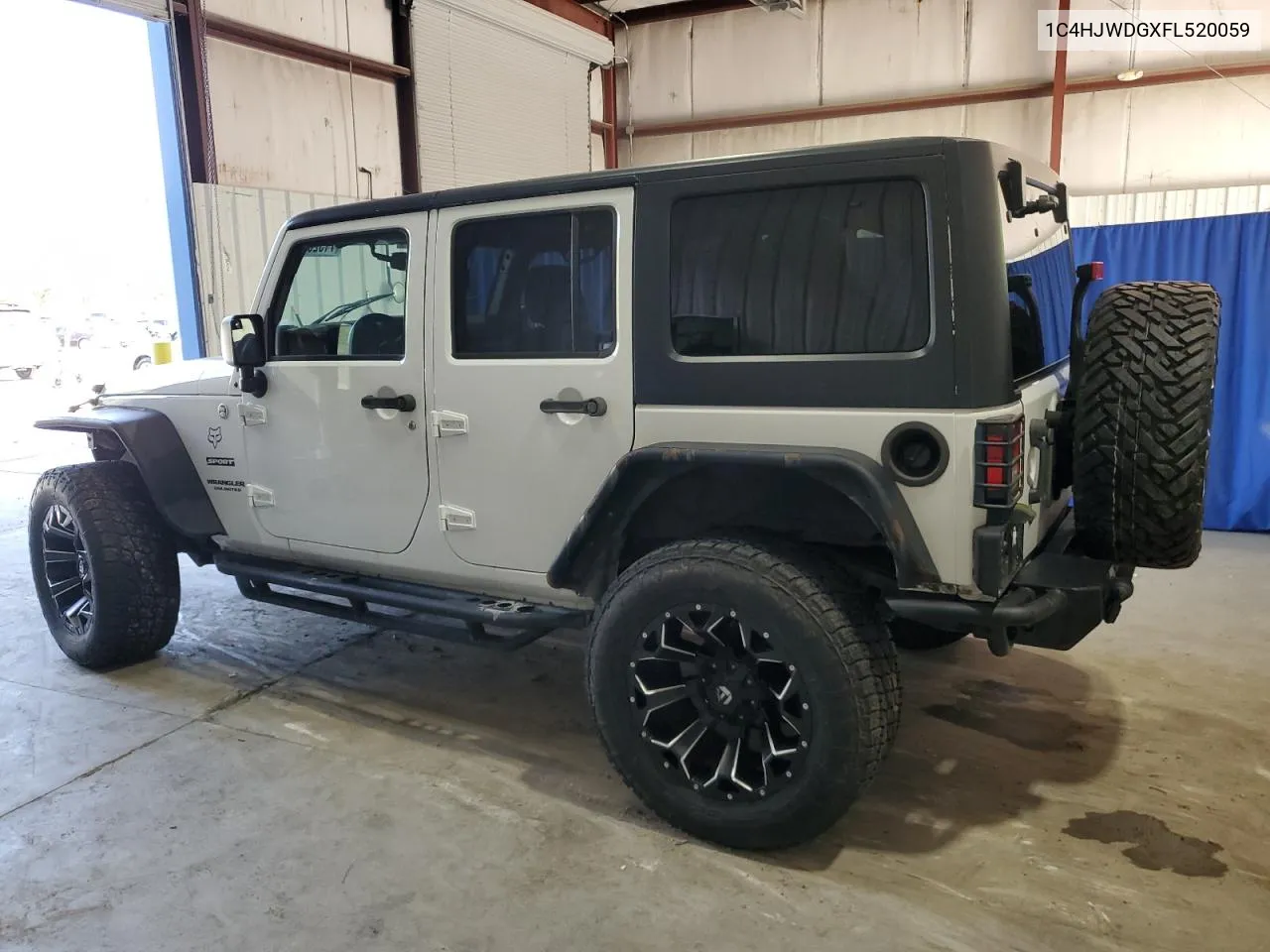 1C4HJWDGXFL520059 2015 Jeep Wrangler Unlimited Sport