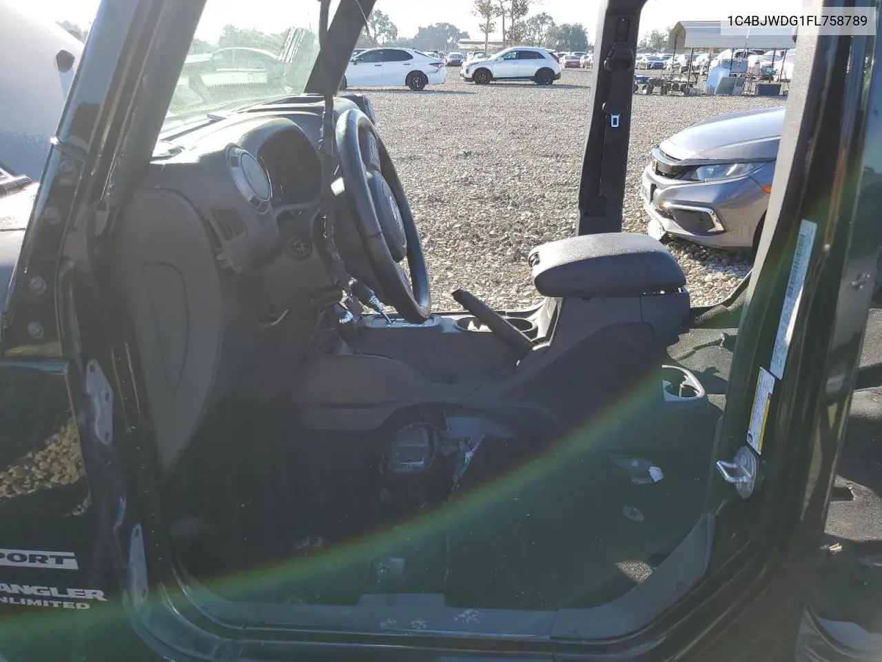 1C4BJWDG1FL758789 2015 Jeep Wrangler Unlimited Sport