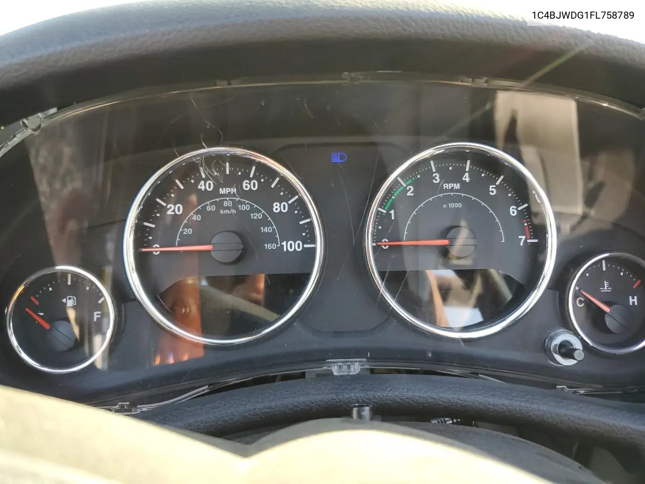 1C4BJWDG1FL758789 2015 Jeep Wrangler Unlimited Sport