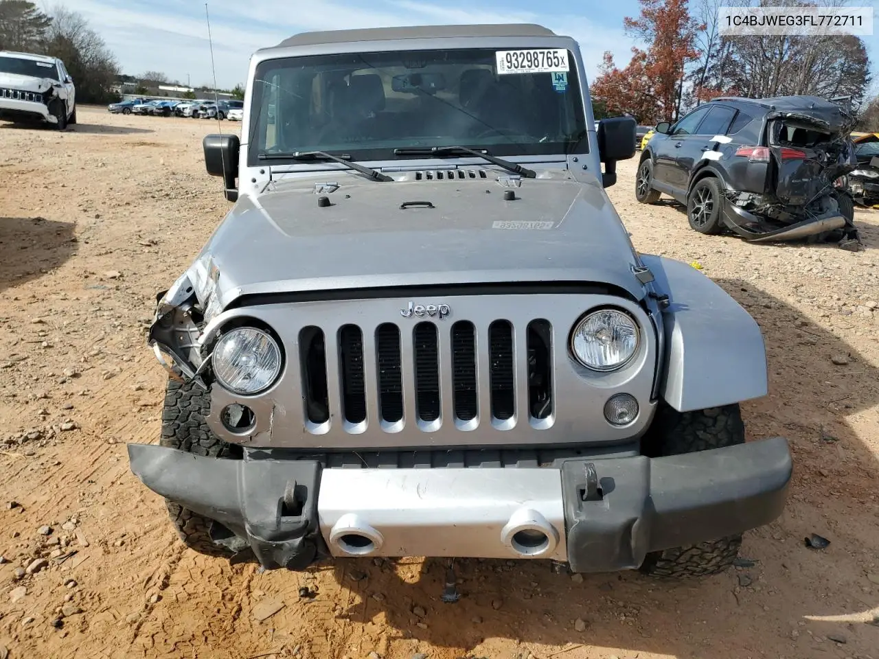 1C4BJWEG3FL772711 2015 Jeep Wrangler Unlimited Sahara