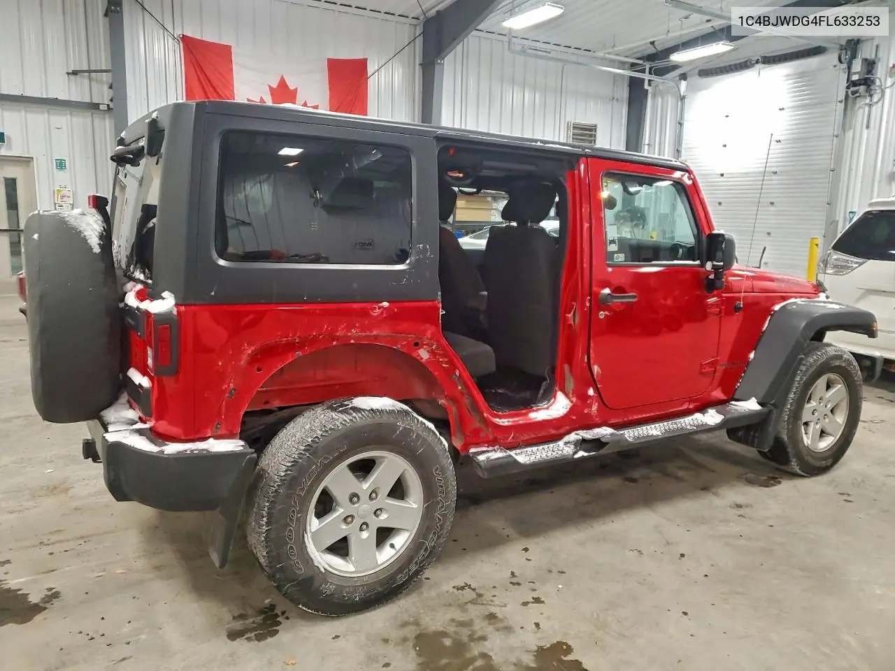 1C4BJWDG4FL633253 2015 Jeep Wrangler Unlimited Sport