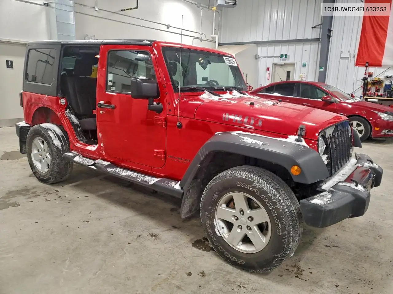 1C4BJWDG4FL633253 2015 Jeep Wrangler Unlimited Sport