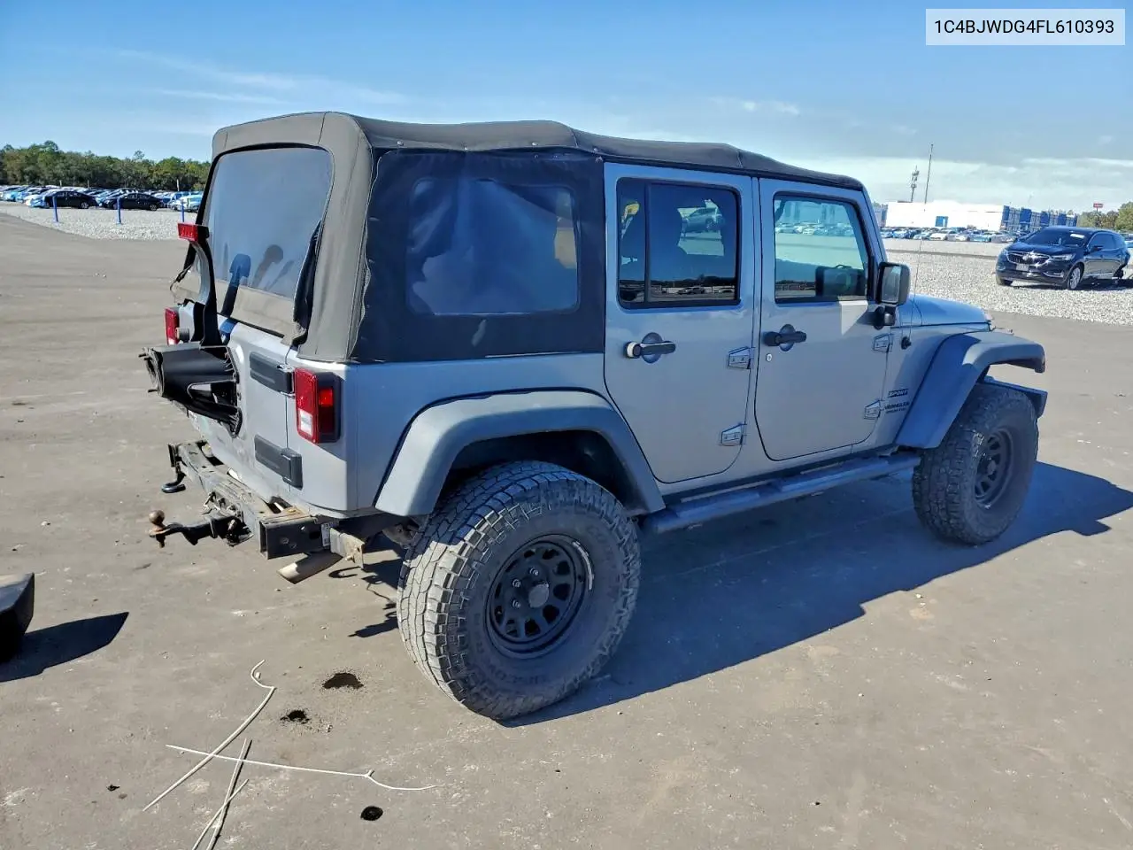 1C4BJWDG4FL610393 2015 Jeep Wrangler Unlimited Sport