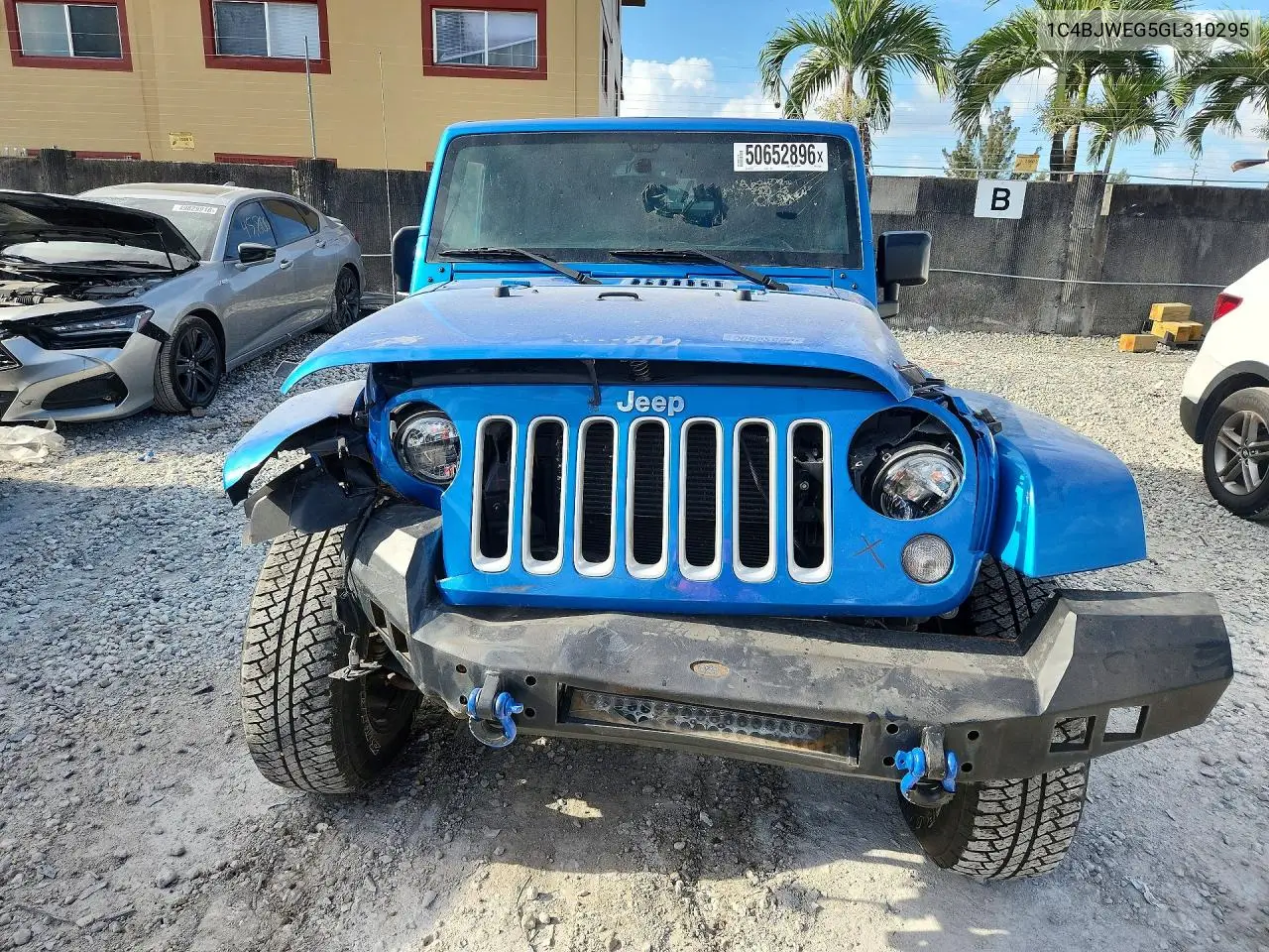 1C4BJWEG5GL310295 2016 Jeep Wrangler Unlimited Sahara
