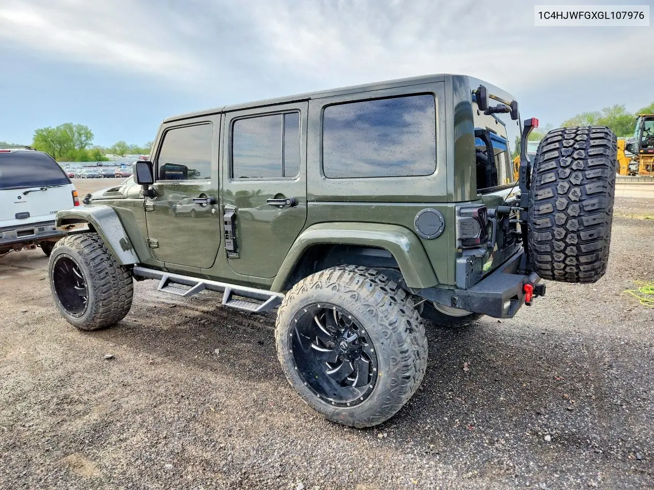 1C4HJWFGXGL107976 2016 Jeep Wrangler Unlimited Rubicon