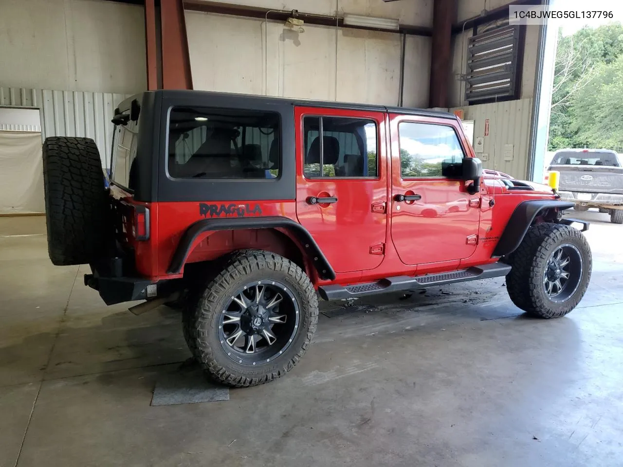 2016 Jeep Wrangler Unlimited Sahara VIN: 1C4BJWEG5GL137796 Lot: 60453784