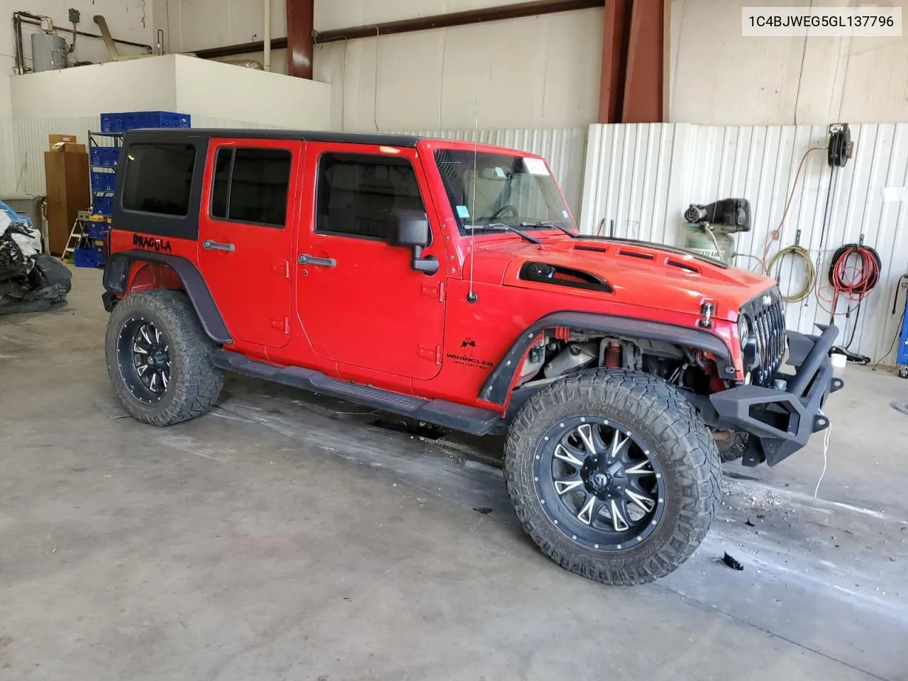 2016 Jeep Wrangler Unlimited Sahara VIN: 1C4BJWEG5GL137796 Lot: 60453784