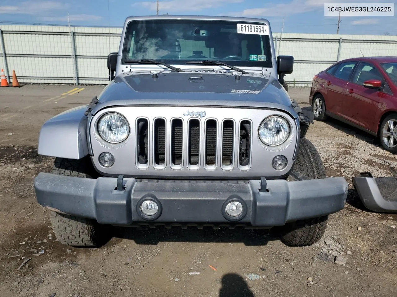 1C4BJWEG3GL246225 2016 Jeep Wrangler Unlimited Sahara