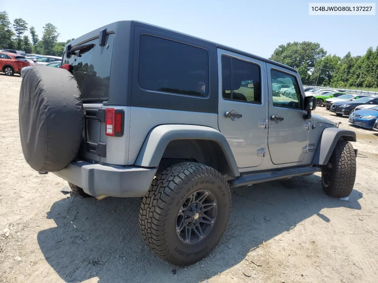 2016 Jeep Wrangler Unlimited Sport VIN: 1C4BJWDG8GL137227 Lot: 61684654