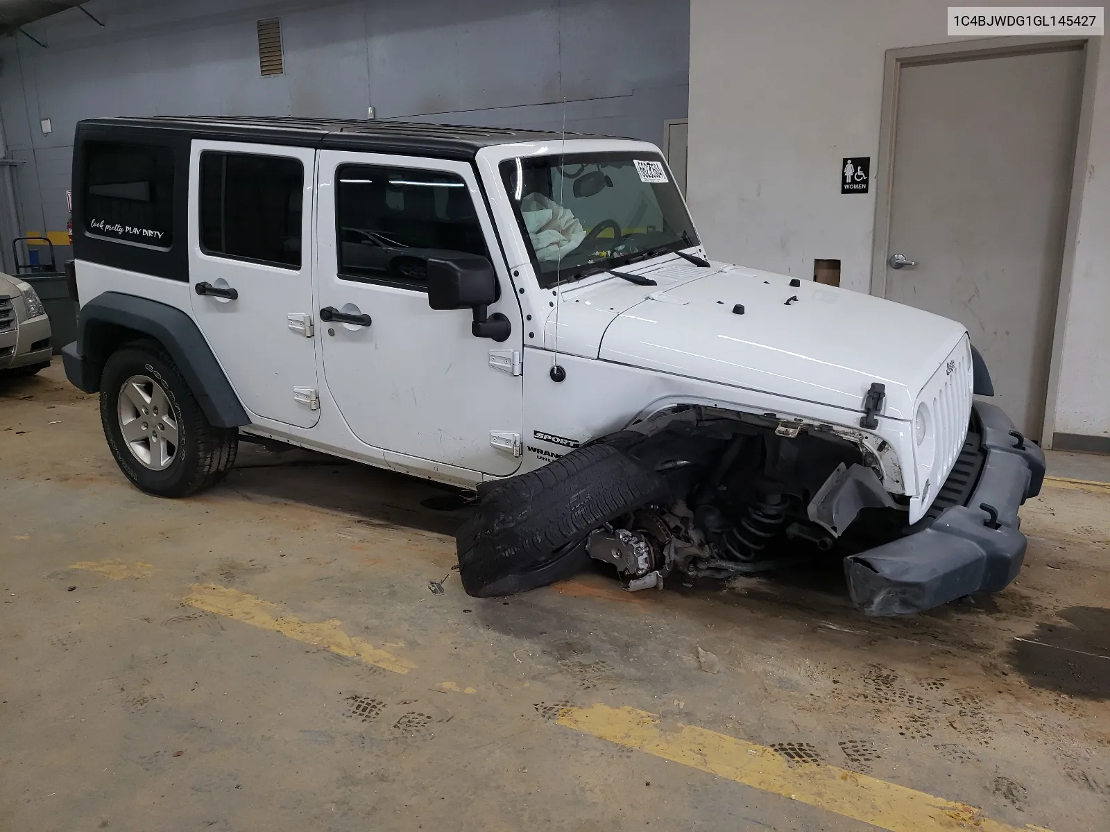 1C4BJWDG1GL145427 2016 Jeep Wrangler Unlimited Sport