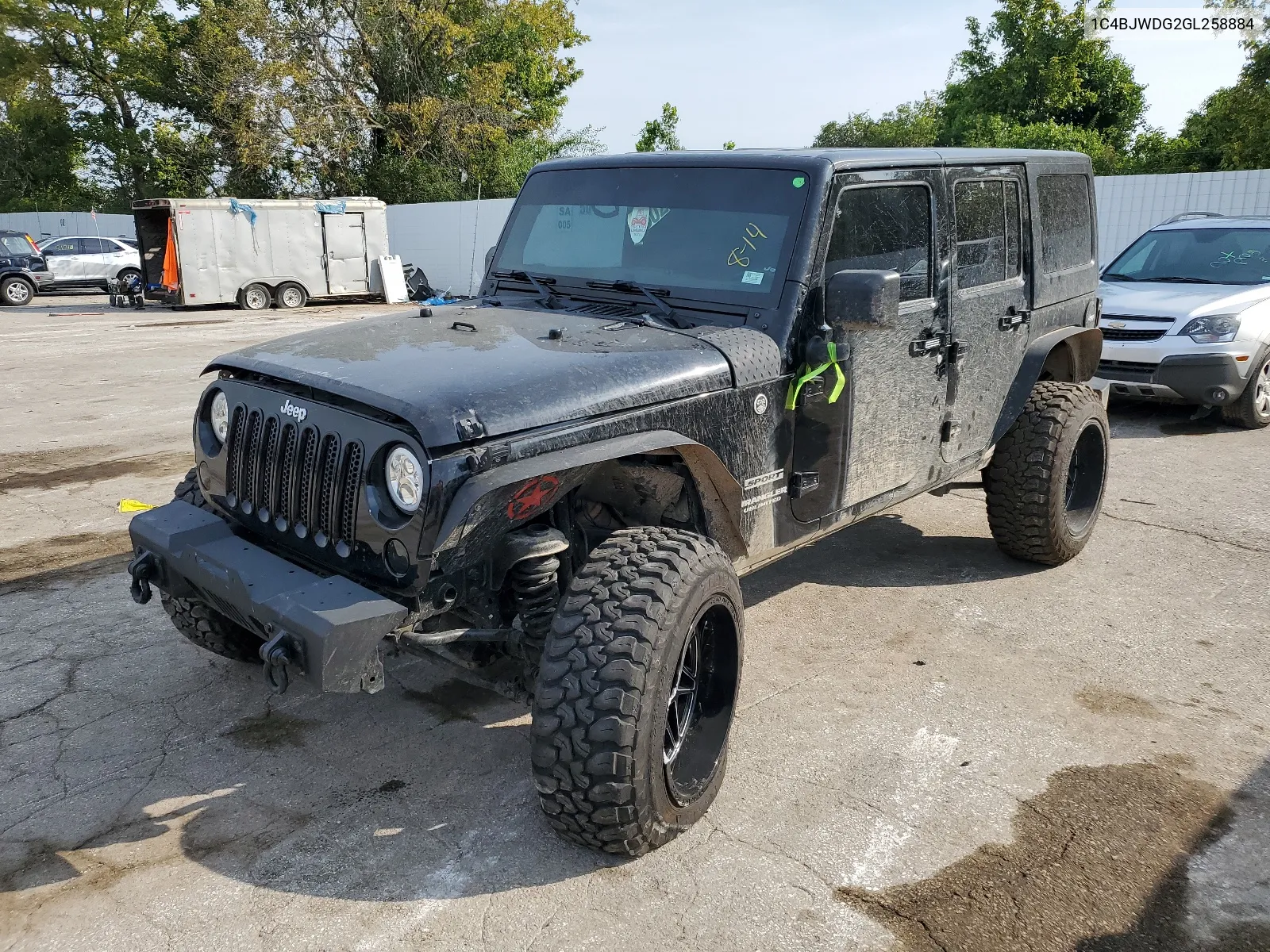 1C4BJWDG2GL258884 2016 Jeep Wrangler Unlimited Sport