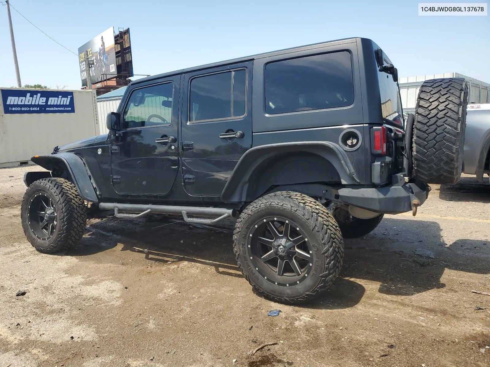 2016 Jeep Wrangler Unlimited Sport VIN: 1C4BJWDG8GL137678 Lot: 68139234