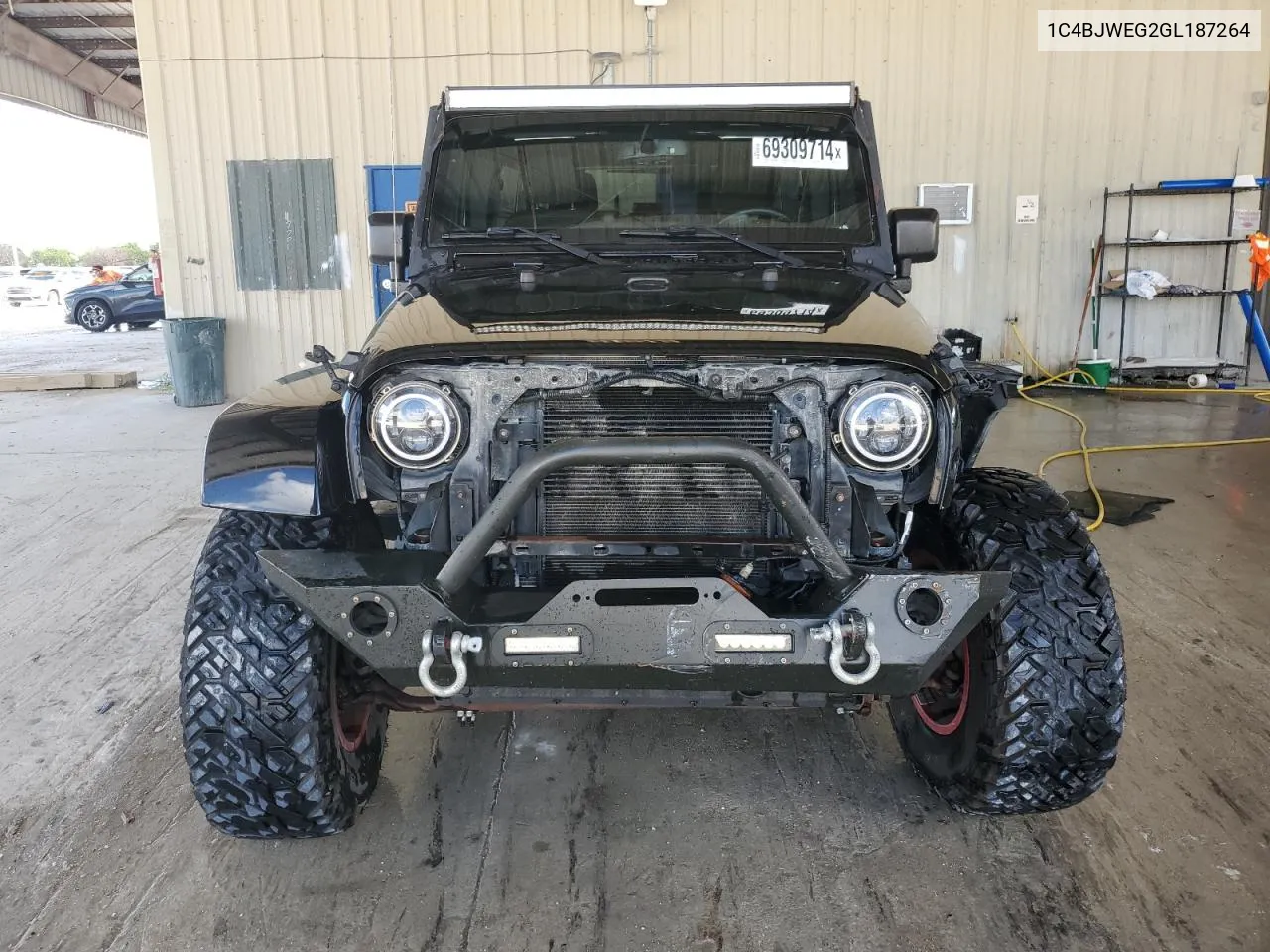 2016 Jeep Wrangler Unlimited Sahara VIN: 1C4BJWEG2GL187264 Lot: 69309714