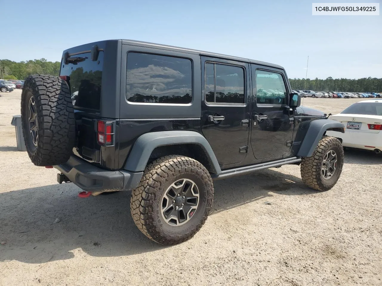 1C4BJWFG5GL349225 2016 Jeep Wrangler Unlimited Rubicon