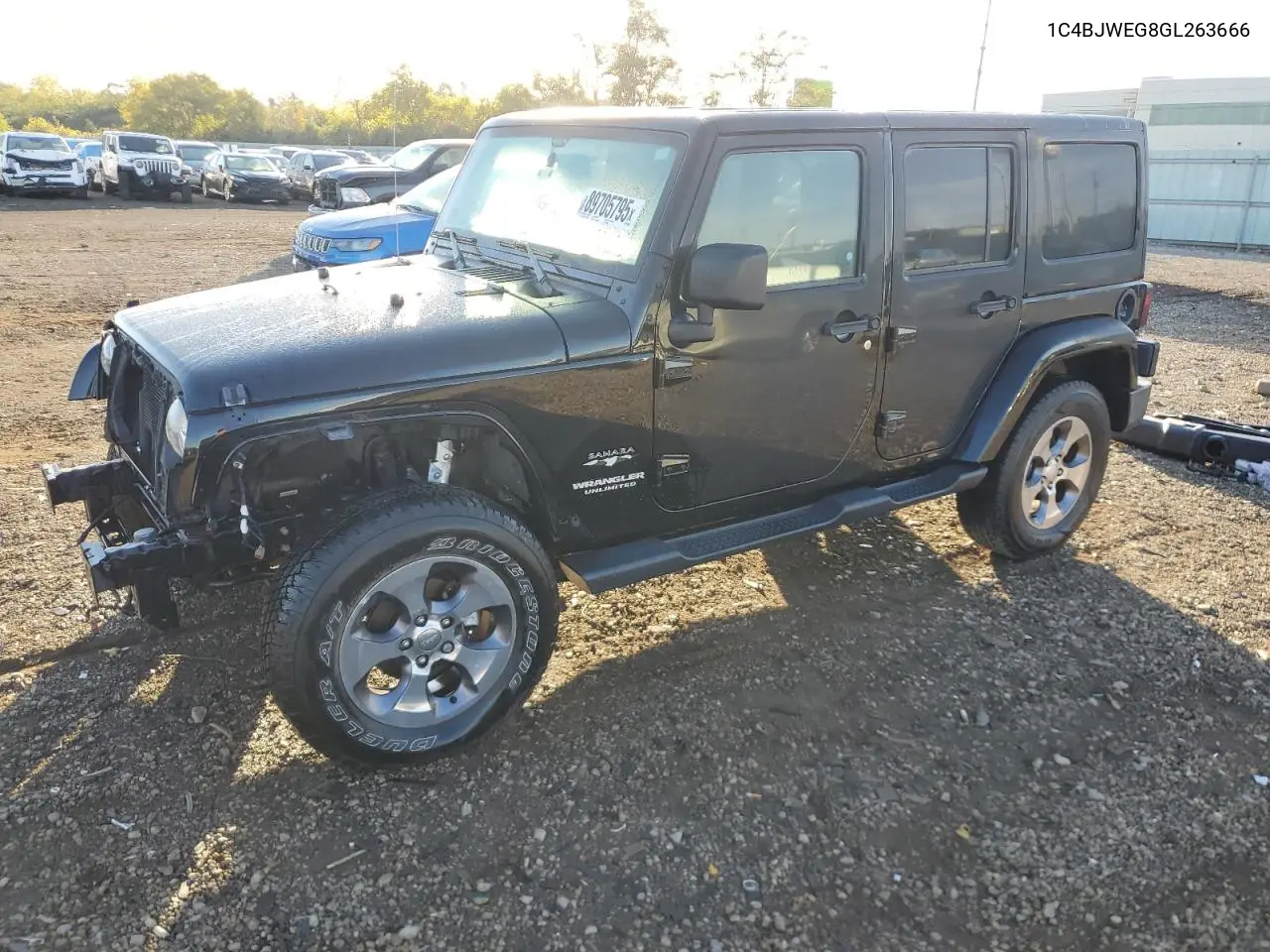 1C4BJWEG8GL263666 2016 Jeep Wrangler Unlimited Sahara