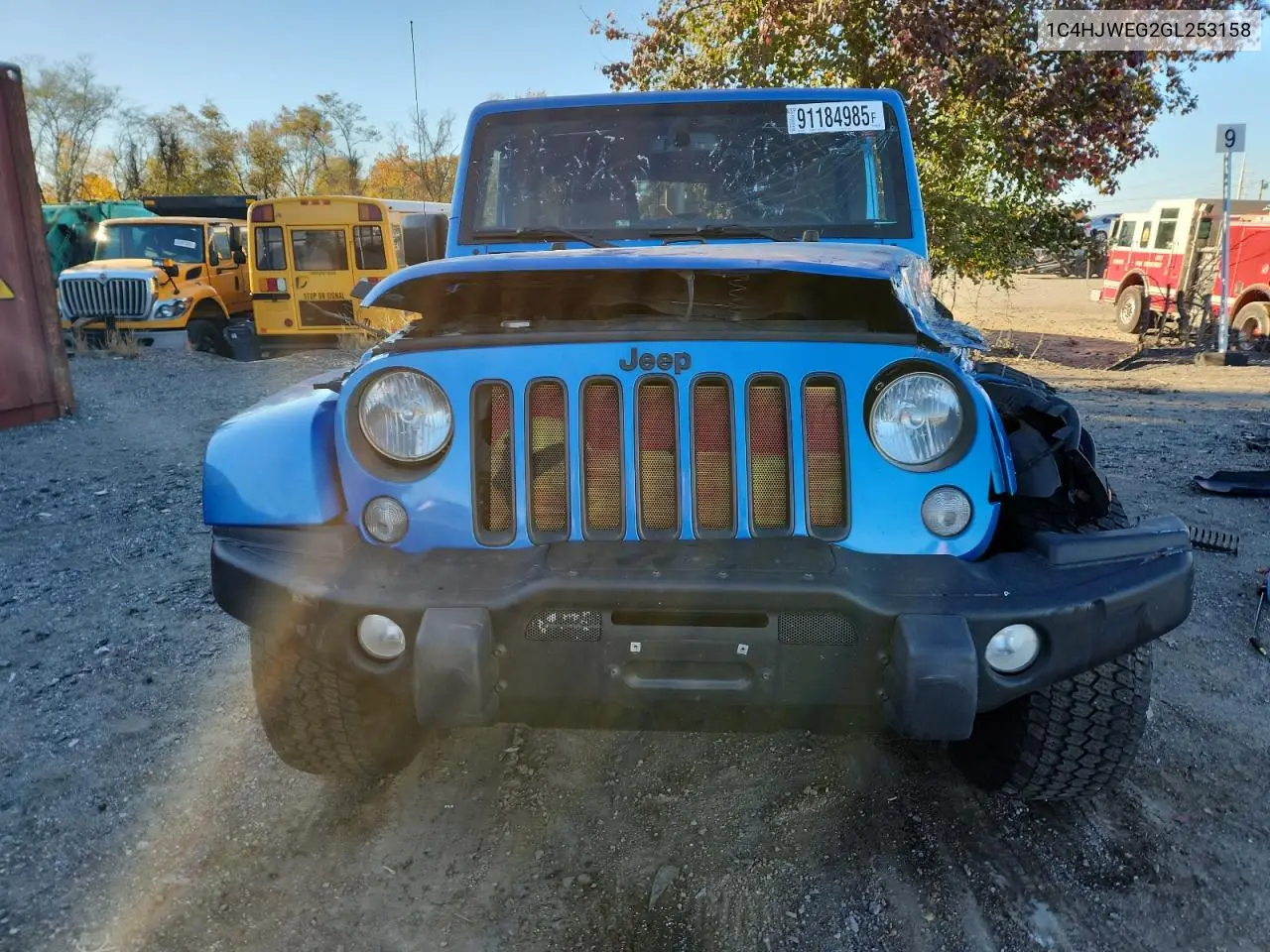 1C4HJWEG2GL253158 2016 Jeep Wrangler Unlimited Sahara