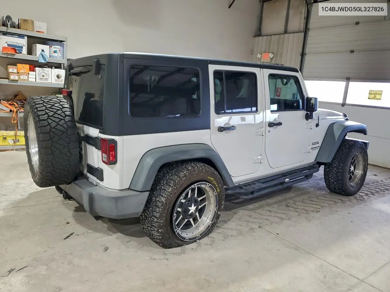 1C4BJWDG5GL327826 2016 Jeep Wrangler Unlimited Sport