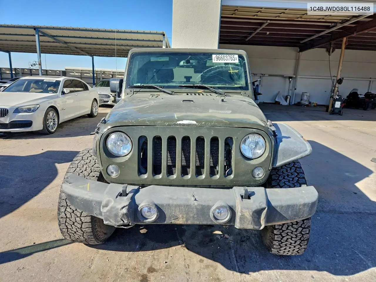 1C4BJWDG8GL116488 2016 Jeep Wrangler Unlimited Sport