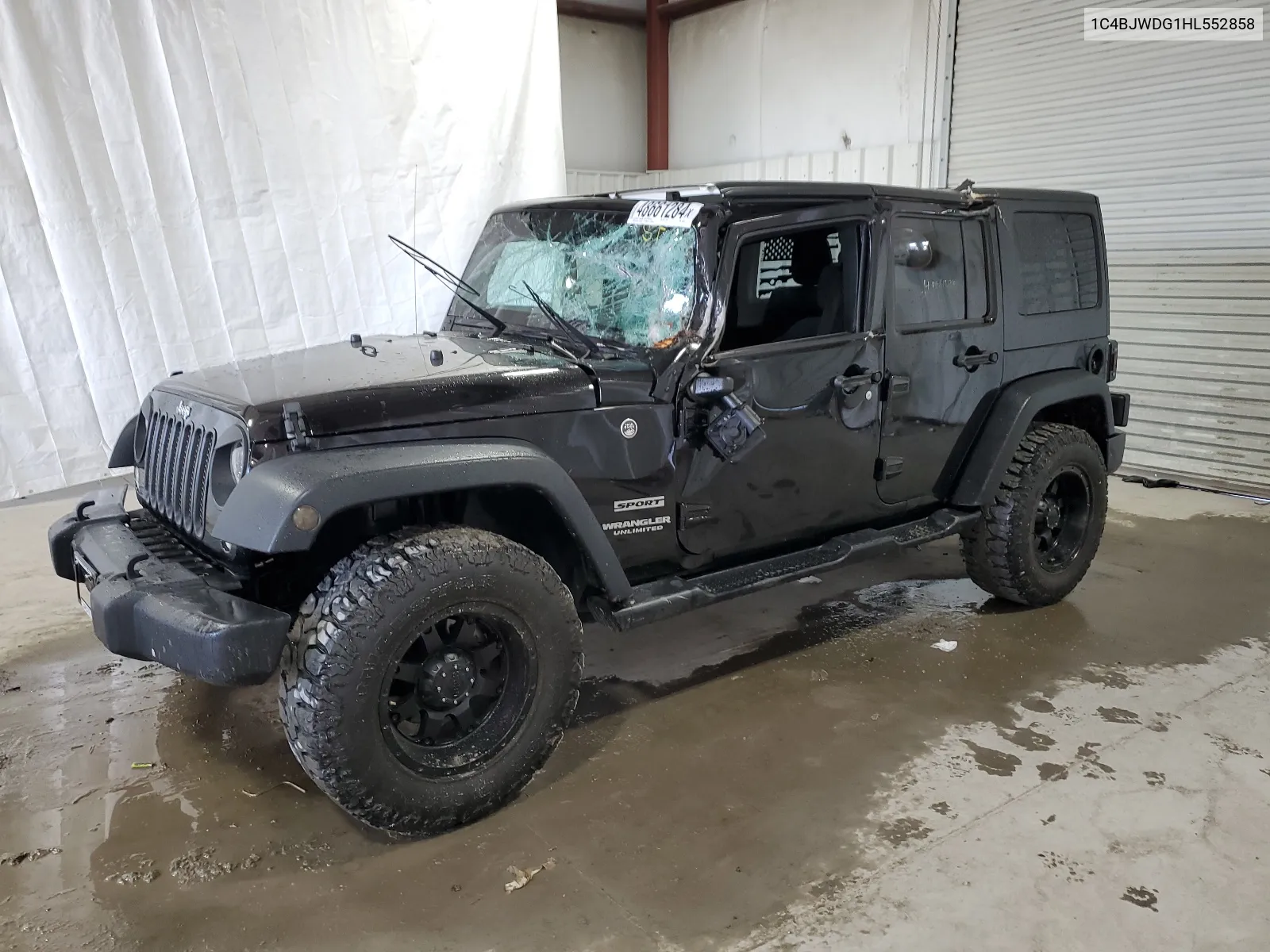 1C4BJWDG1HL552858 2017 Jeep Wrangler Unlimited Sport