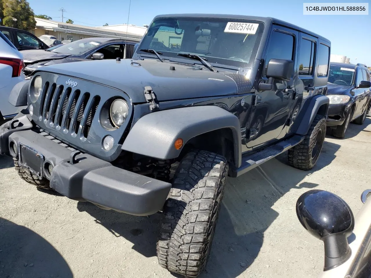 1C4BJWDG1HL588856 2017 Jeep Wrangler Unlimited Sport