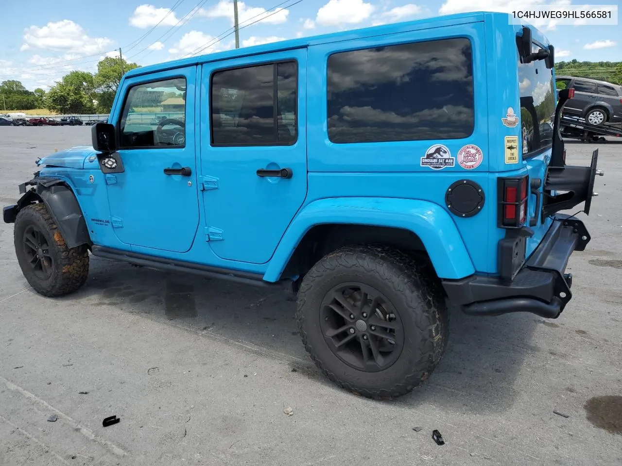 1C4HJWEG9HL566581 2017 Jeep Wrangler Unlimited Sahara