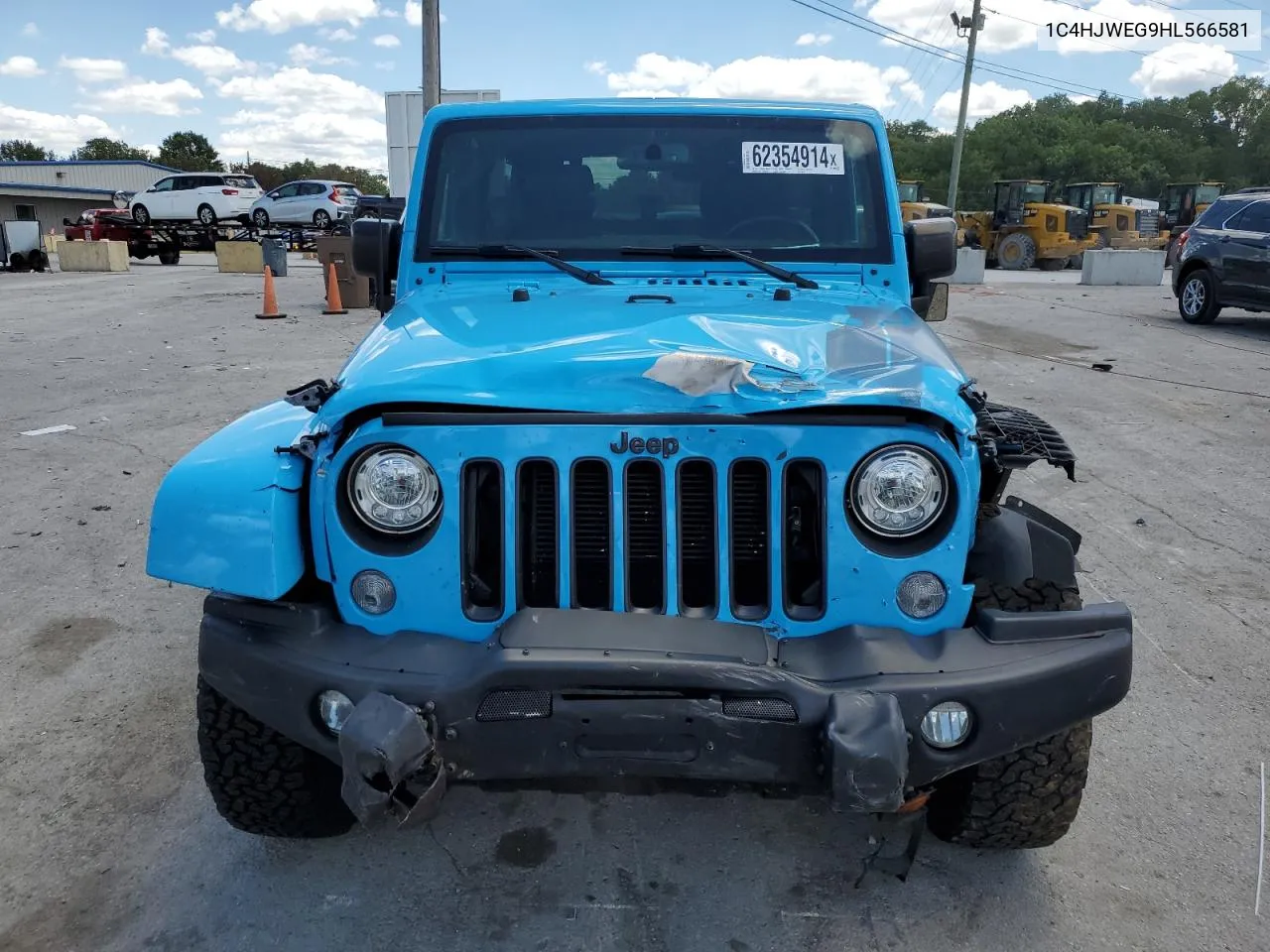 1C4HJWEG9HL566581 2017 Jeep Wrangler Unlimited Sahara