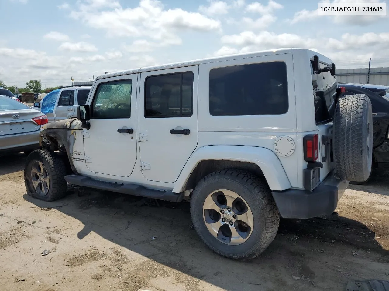 1C4BJWEG1HL734686 2017 Jeep Wrangler Unlimited Sahara