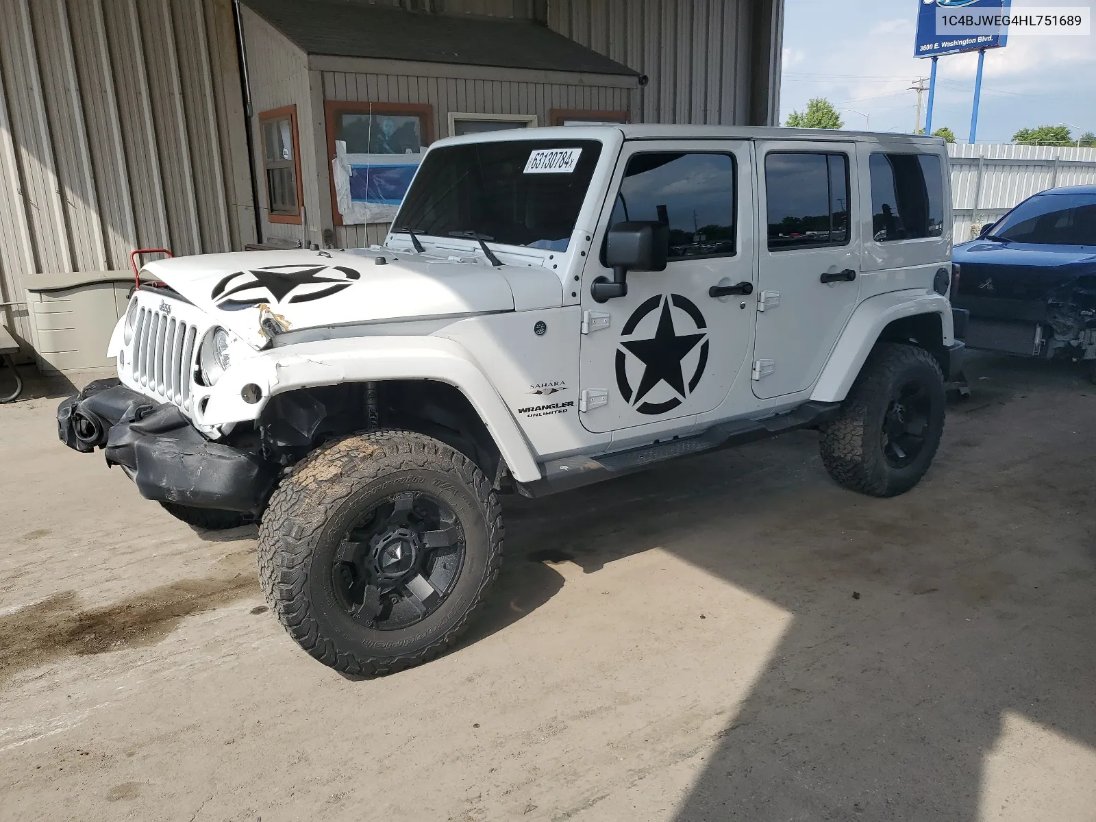 1C4BJWEG4HL751689 2017 Jeep Wrangler Unlimited Sahara