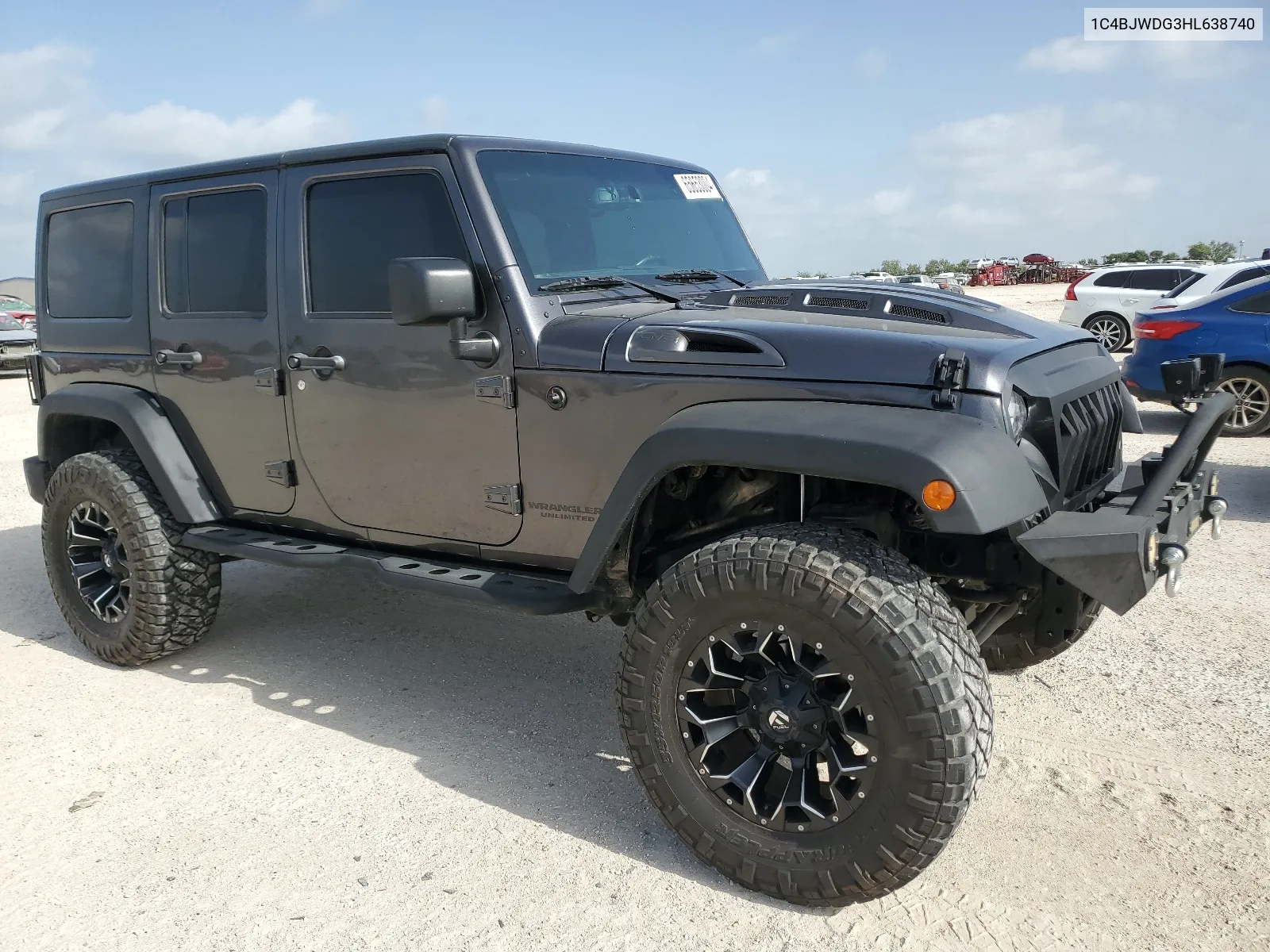 1C4BJWDG3HL638740 2017 Jeep Wrangler Unlimited Sport