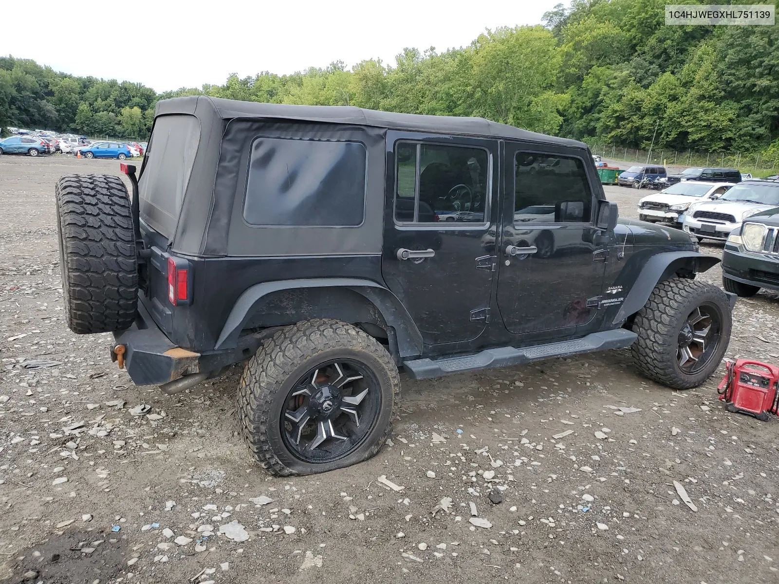 1C4HJWEGXHL751139 2017 Jeep Wrangler Unlimited Sahara