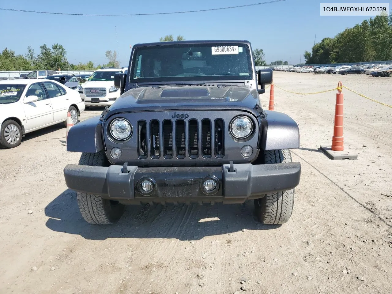 2017 Jeep Wrangler Unlimited Sahara VIN: 1C4BJWEGXHL620539 Lot: 69300634