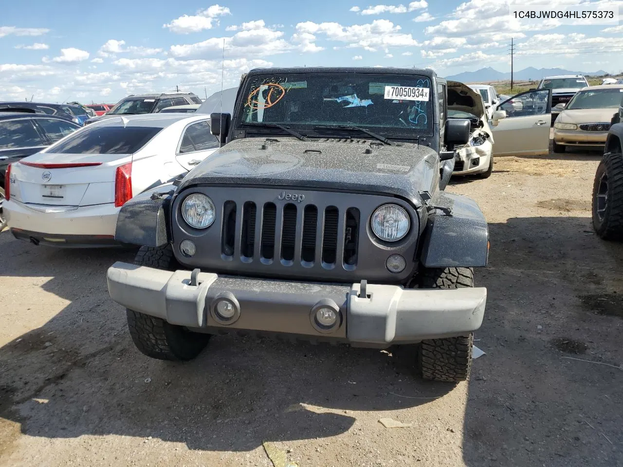 1C4BJWDG4HL575373 2017 Jeep Wrangler Unlimited Sport